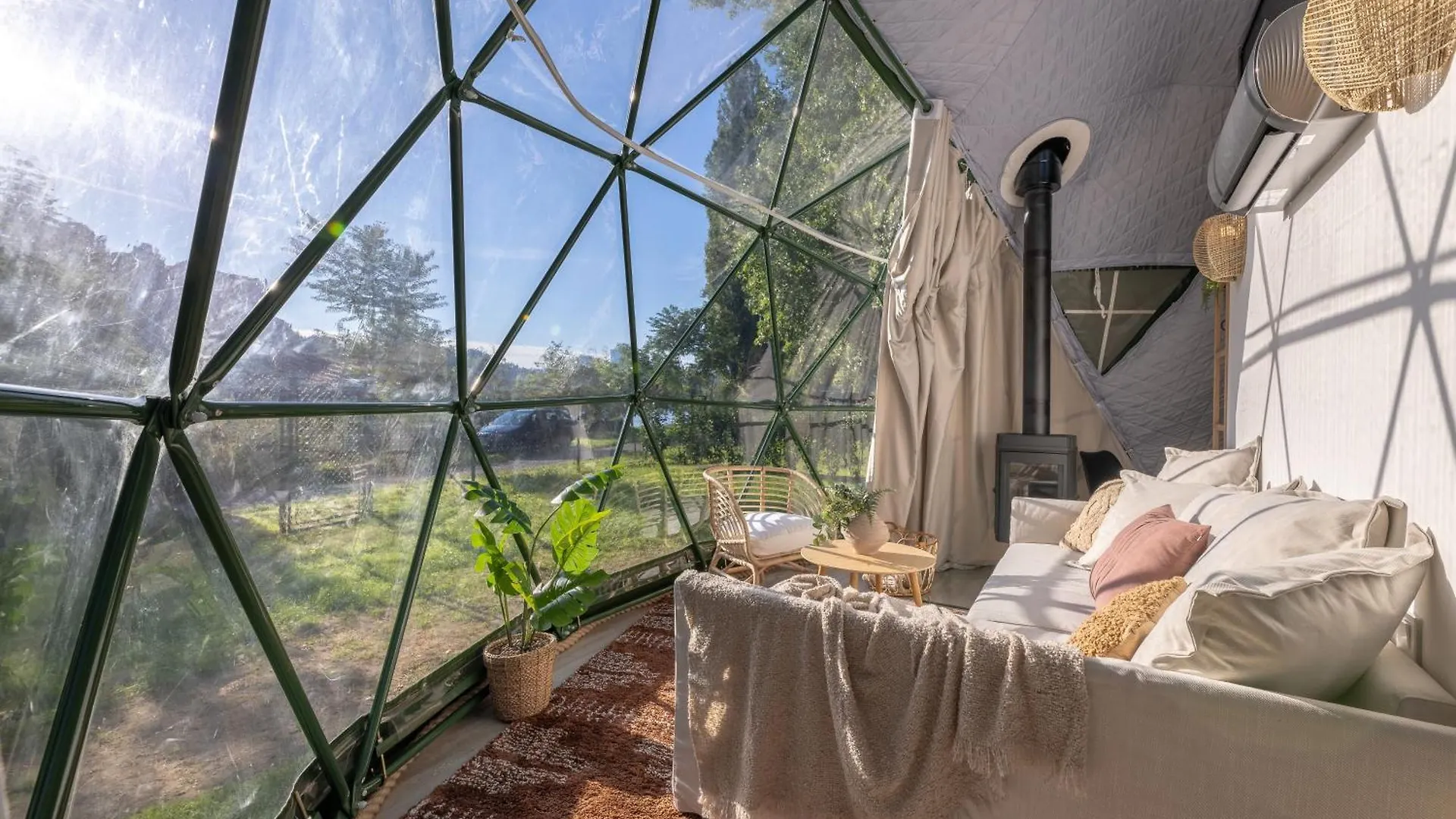 Glamping Escape To The Stars Under Prague Skyline Hotel Luxussátor