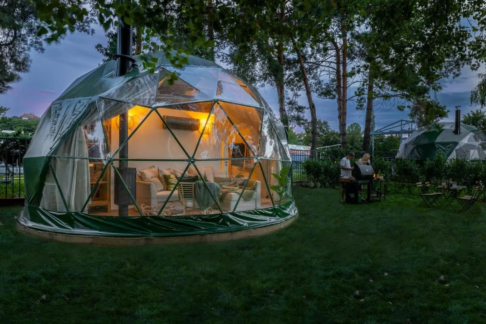 Hotel Glamping Escape To The Stars Under Prague Skyline